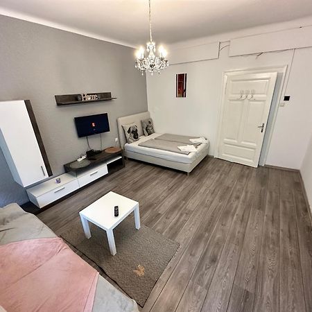 City Apartment Hauptbahnhof Грац Экстерьер фото